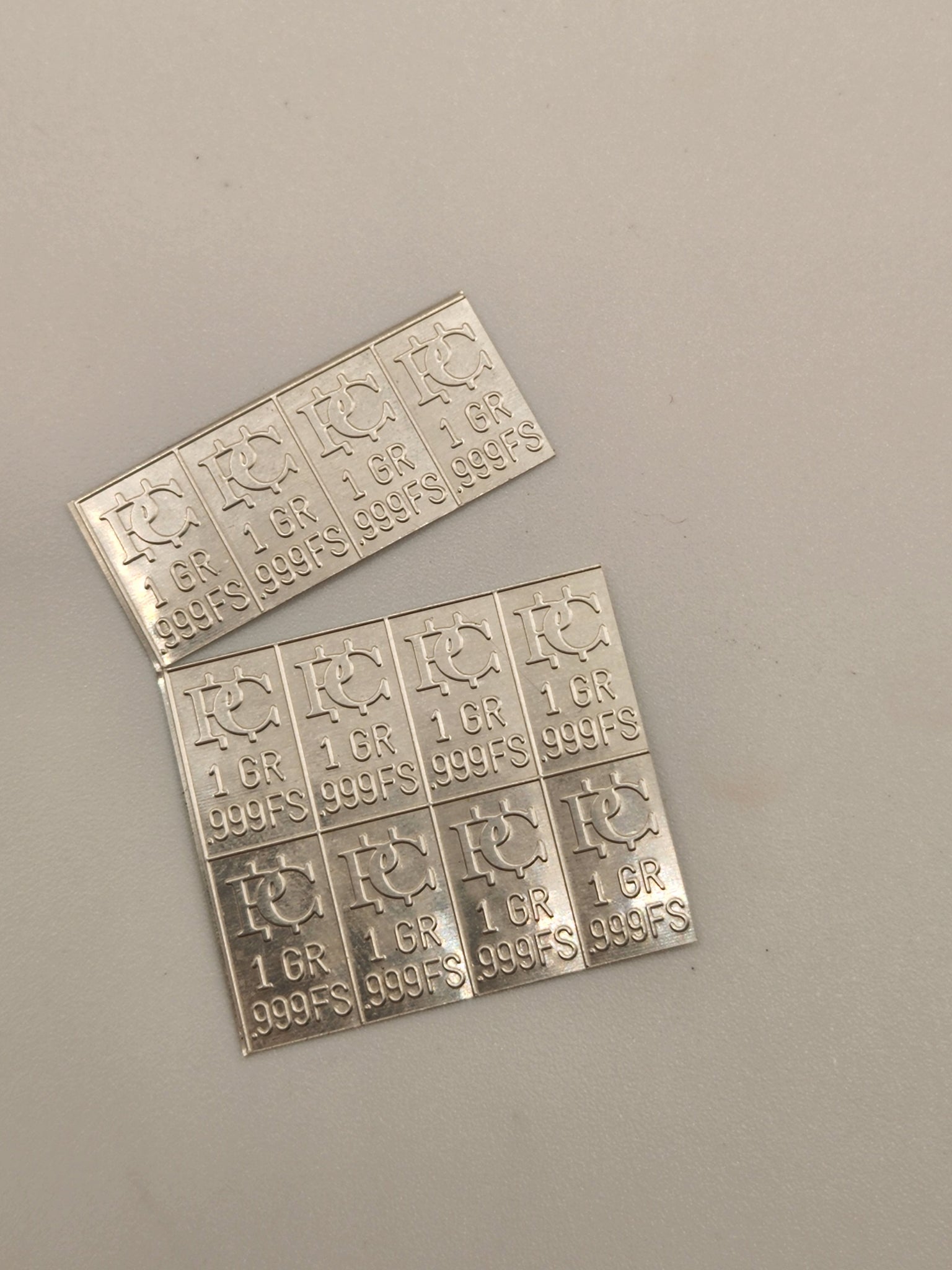  10 One Gram Pure Silver Bullion Bar Divides to 15 One Grain  Bars .999 Fine Silver Snaps Apart to Individual 1 Grain Ingots : ספורט  ופעילות בחיק הטבע